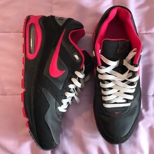 Nike AirMax women’s size 10 sneakers